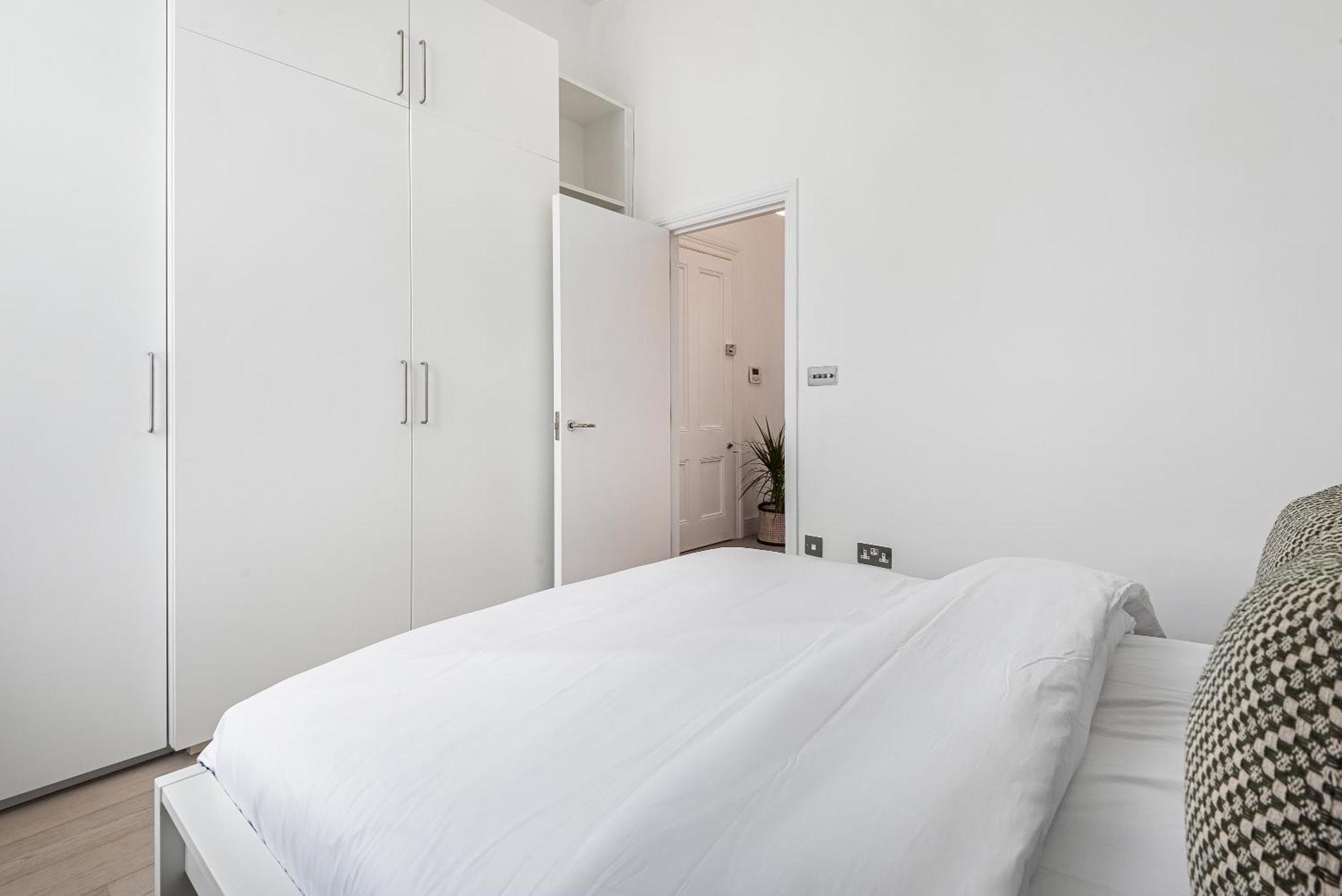 Lady On The Lane- 2 Bed Primrose Hill Apartment London