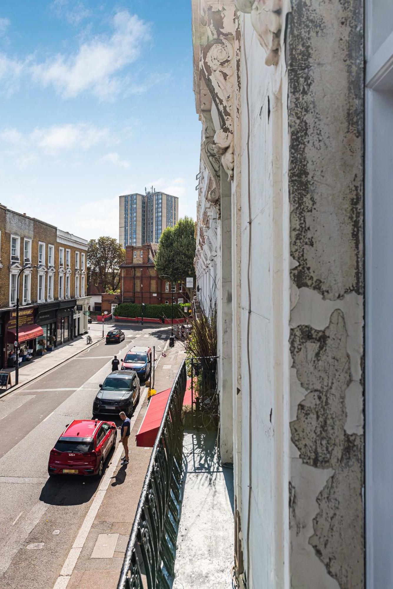 Lady On The Lane- 2 Bed Primrose Hill Apartment