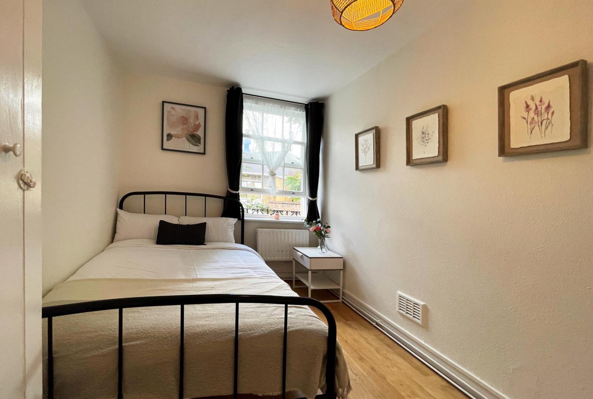 Harper's Place Near Kings Cross - 2 Double Beds, 1 Sofa Bed, Great Location, Ideal For Families Apartment *