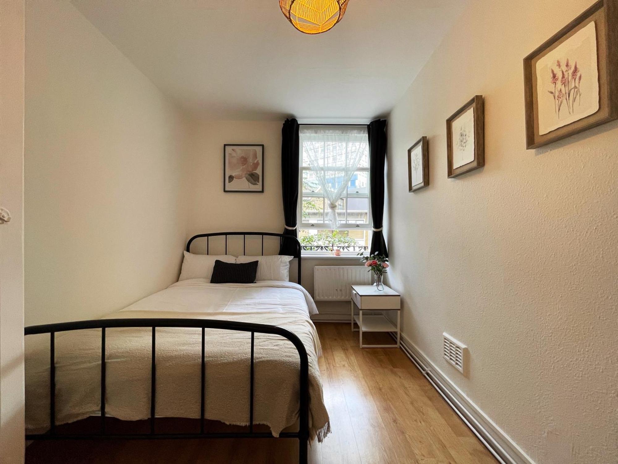 Apartment Harper's Place Near Kings Cross - 2 Double Beds, 1 Sofa Bed, Great Location, Ideal For Families London