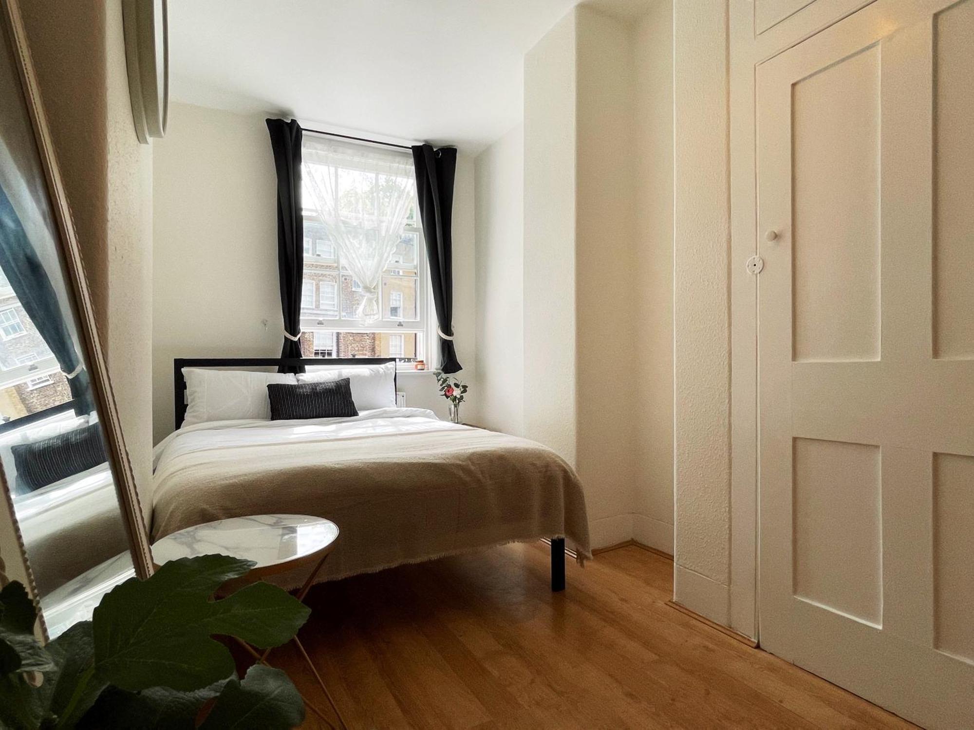Harper's Place Near Kings Cross - 2 Double Beds, 1 Sofa Bed, Great Location, Ideal For Families Apartment