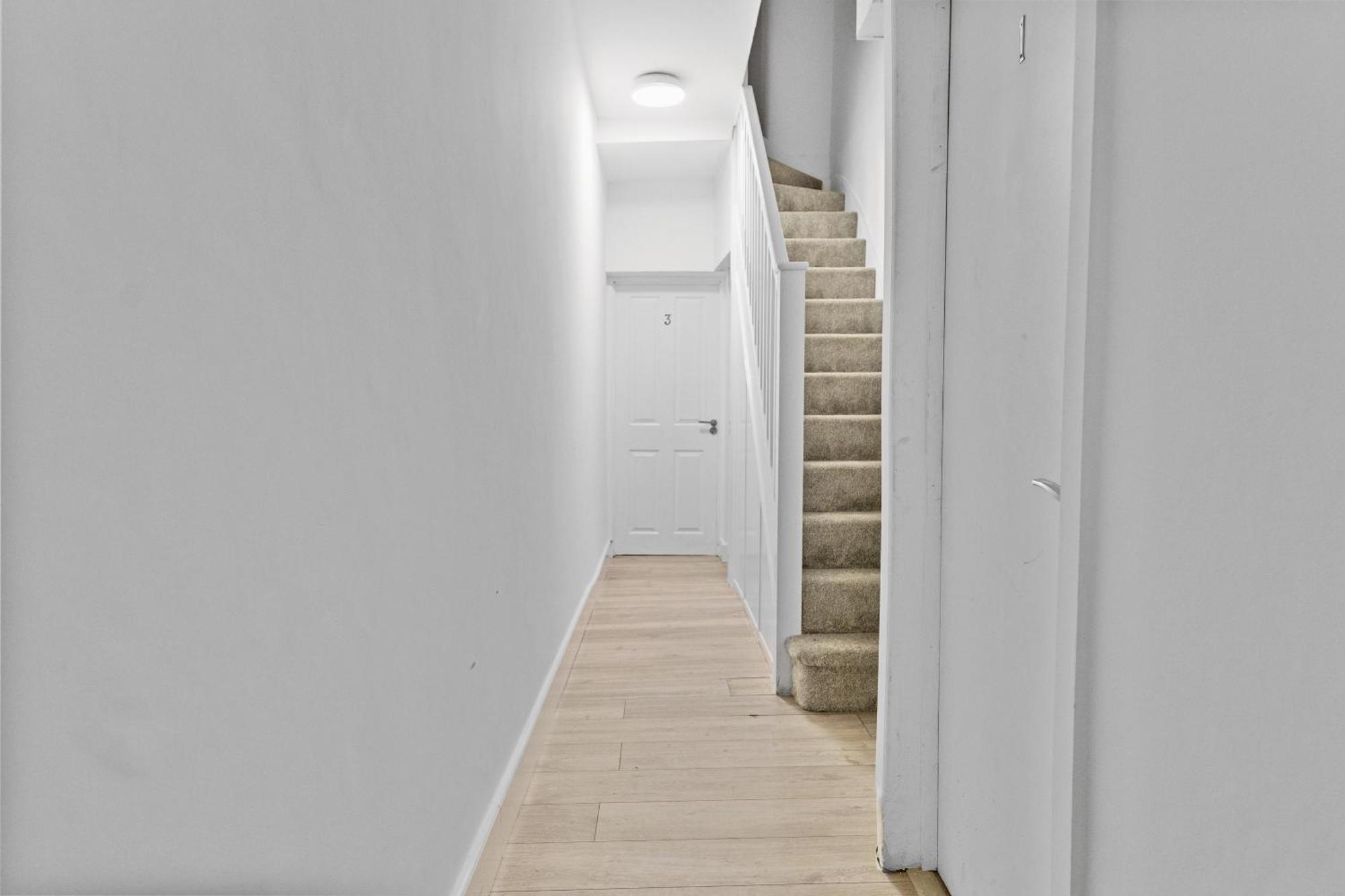 Gasthof Modern Studio By Livestay Short Lets & Serviced London