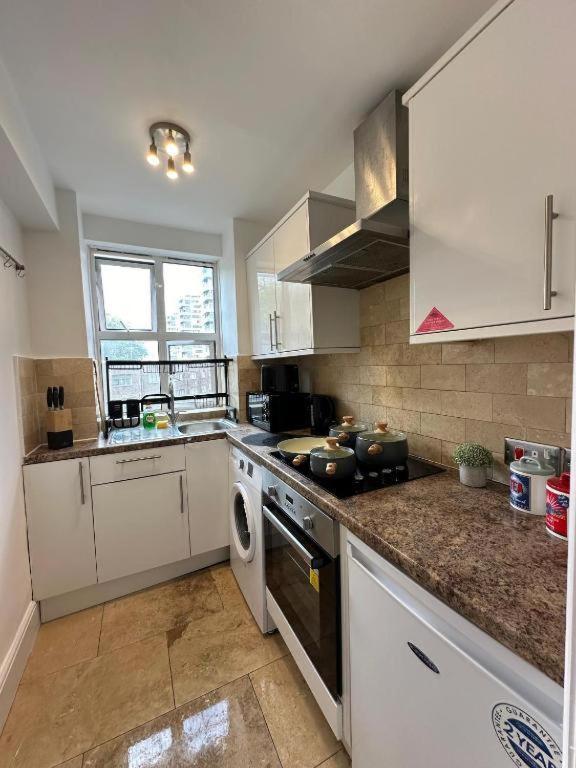 Kendal Street Beautiful Apartamento Londres