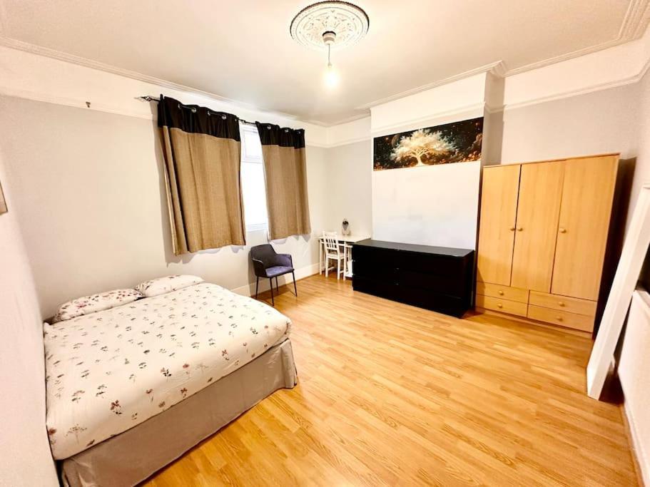 4 Bedroom House In Se4