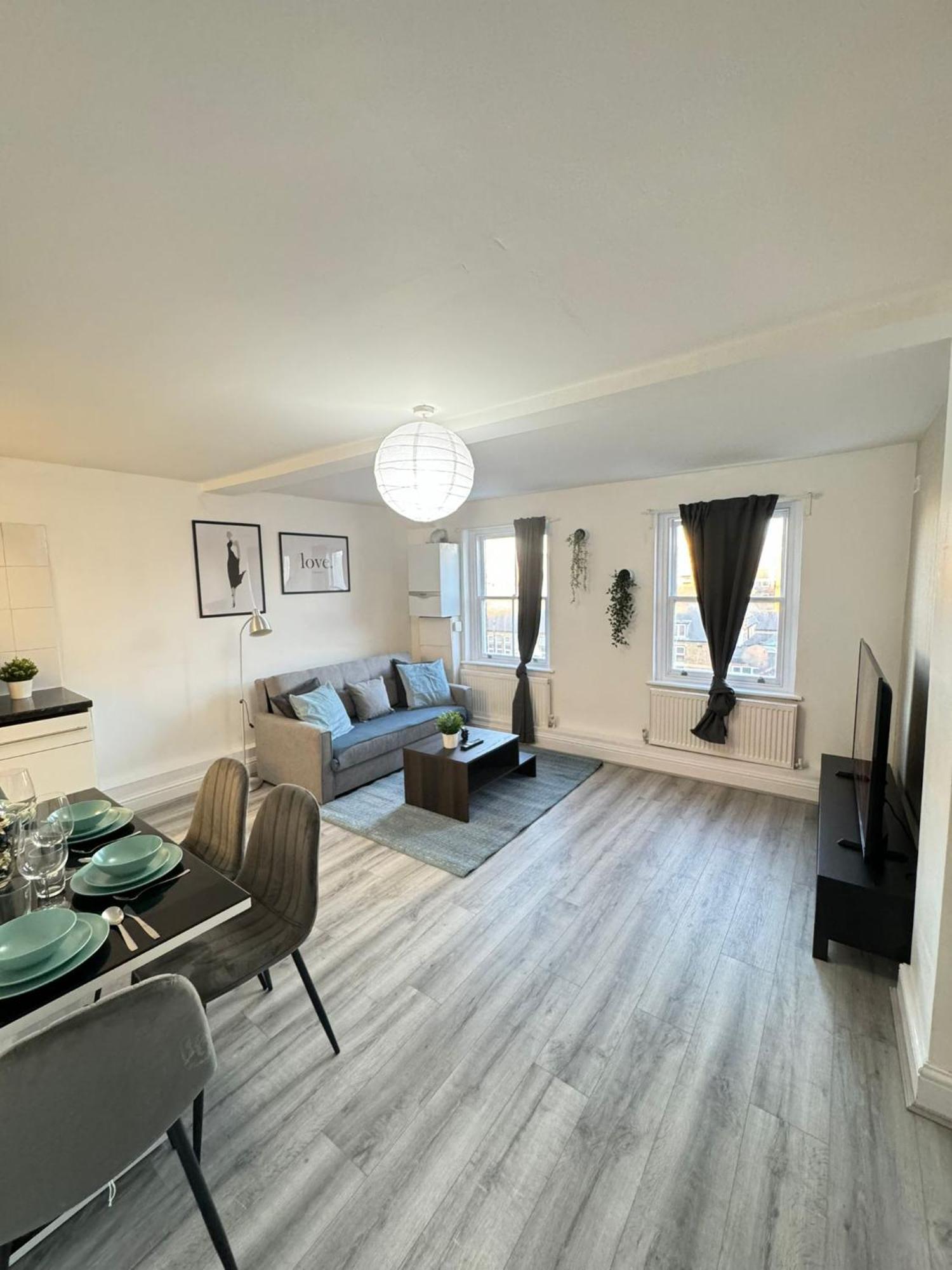 Apartment Brick Lane Lavish Suits