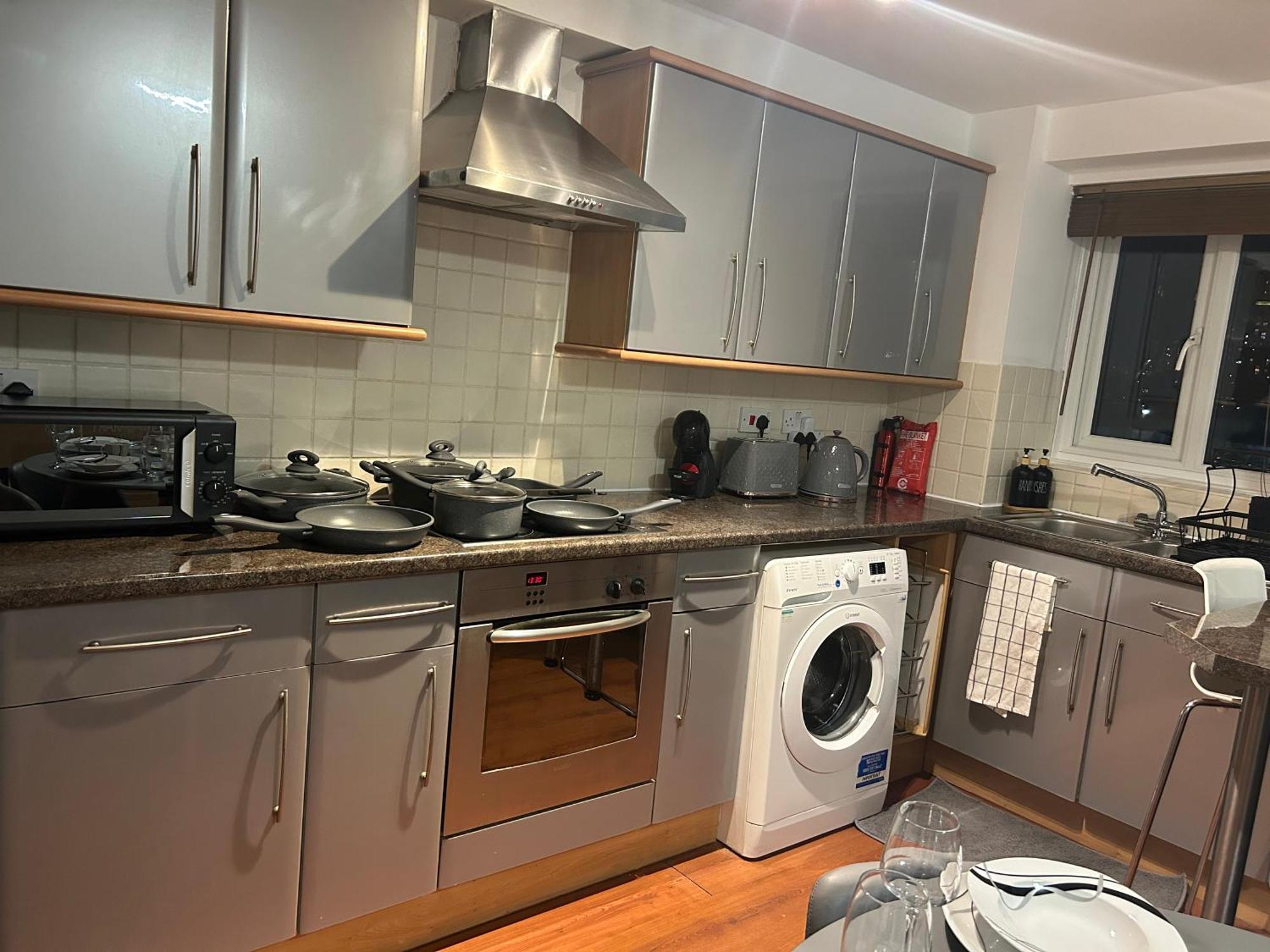 Beautiful View Near Canary Wharf Apartment London