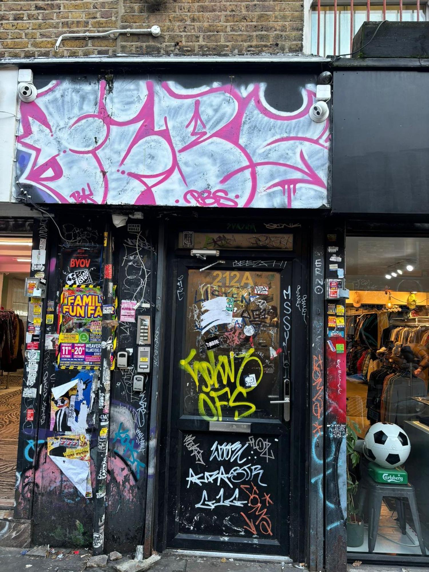 Brick Lane Lavish Suits Apartment London