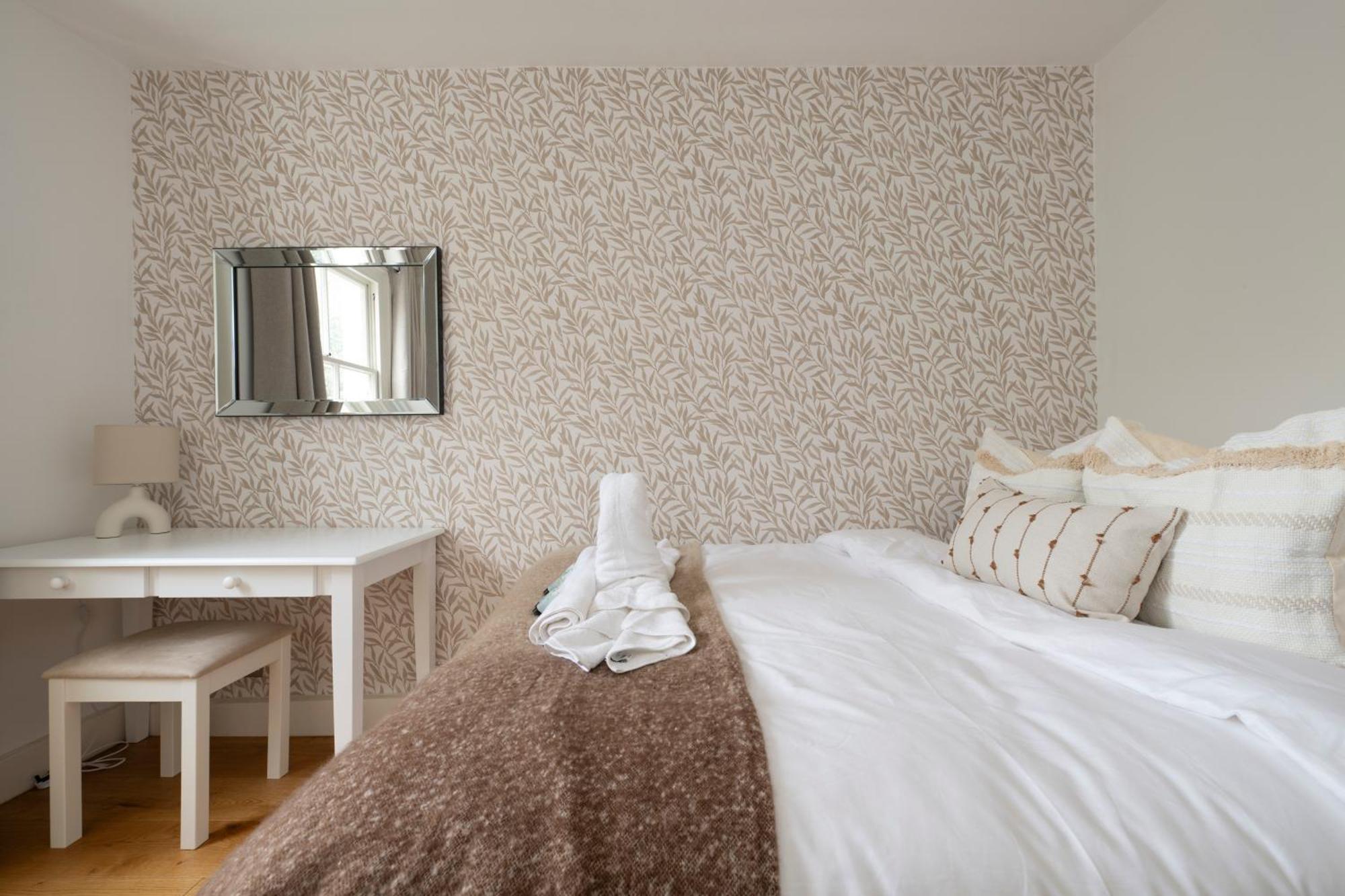 Fulham Spacious & Luxe House With Parking & Garden Londen