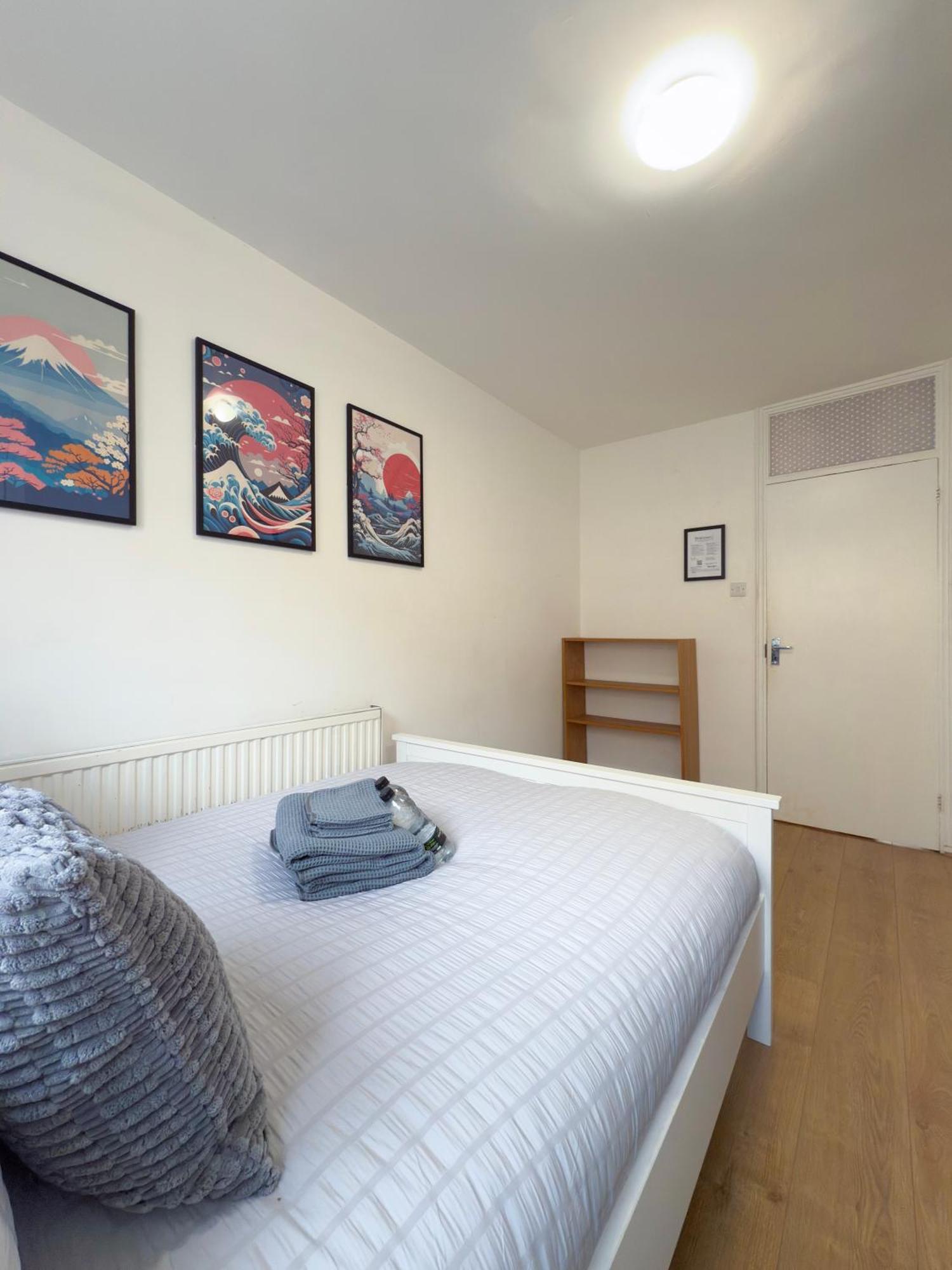 Bright Stockwell Bed & Breakfast London