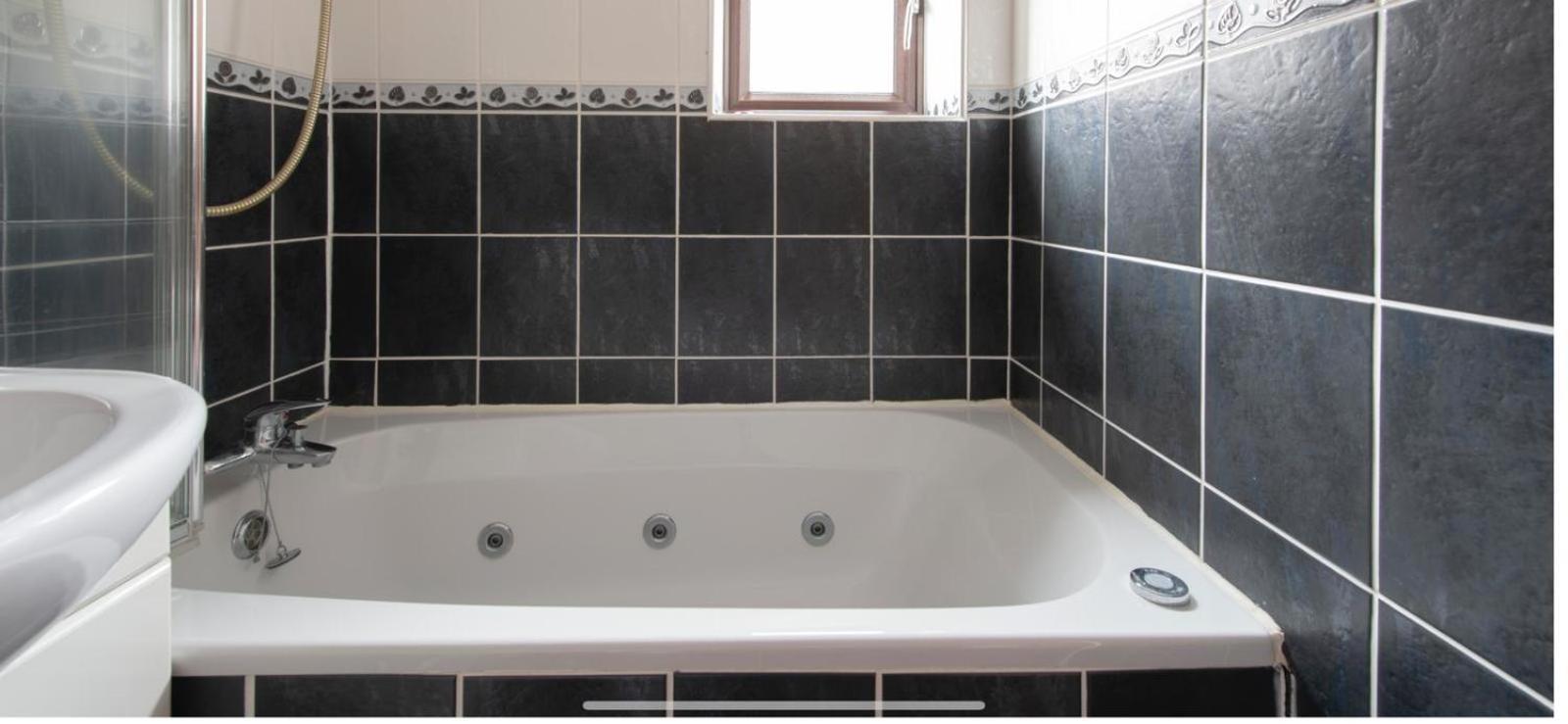 Apartment Spacious 6 Bed House 10 Beds In Blackheath