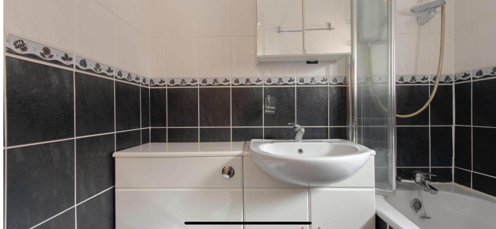 Spacious 6 Bed House 10 Beds In Blackheath Apartment *