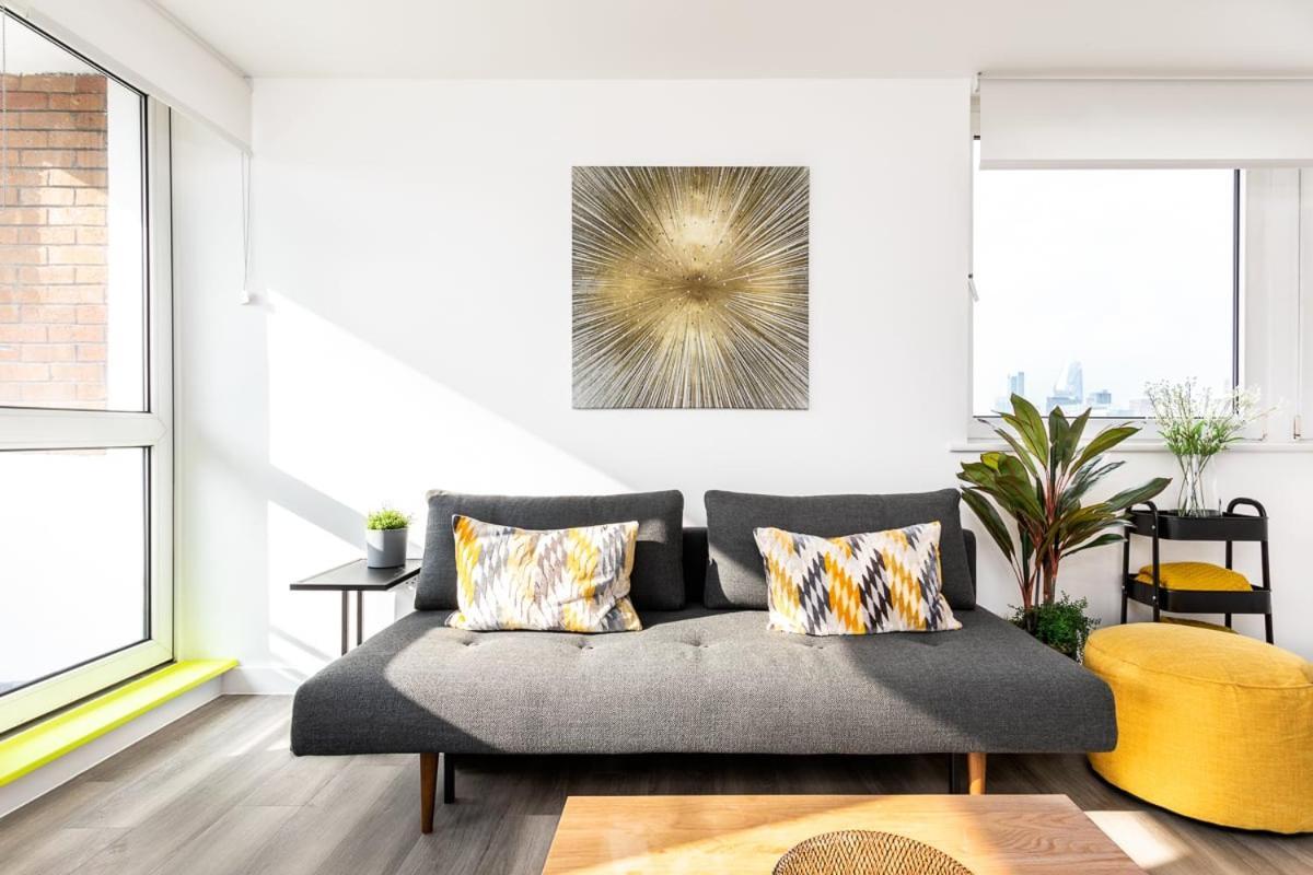 Apartment Bright Bridge London