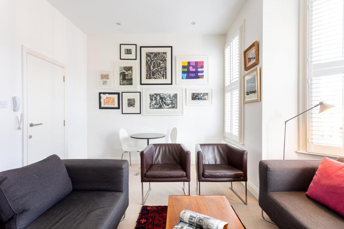 Spacious Near Portobello Road Apartamento Londres