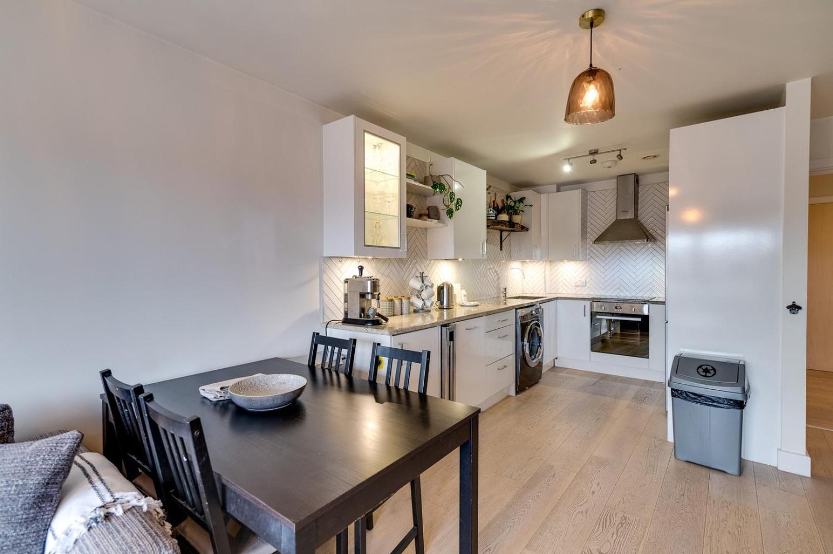 Spacious Modern Camberwell Apartment London