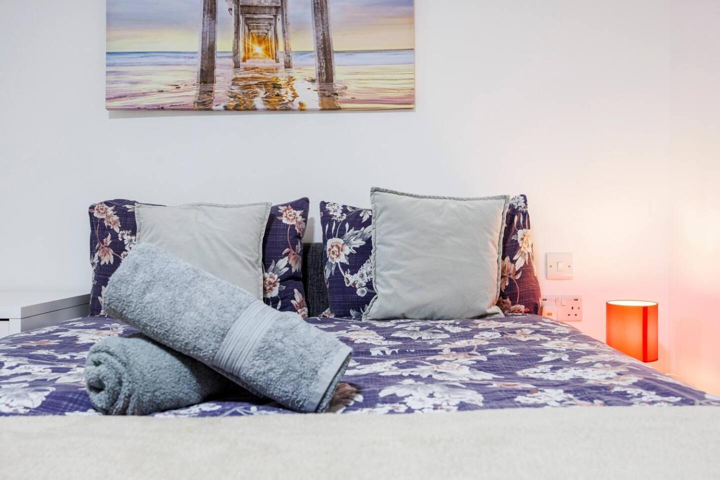Three Bedroom 3 Bathroom In Kensington Appartement *