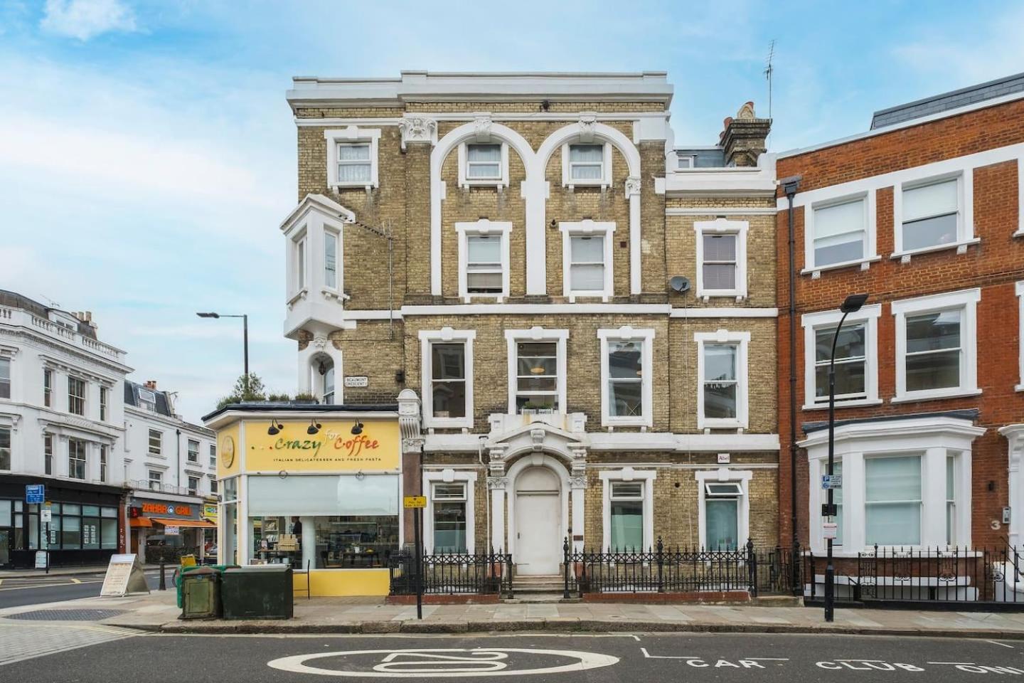 Three Bedroom 3 Bathroom In Kensington Appartement Londen