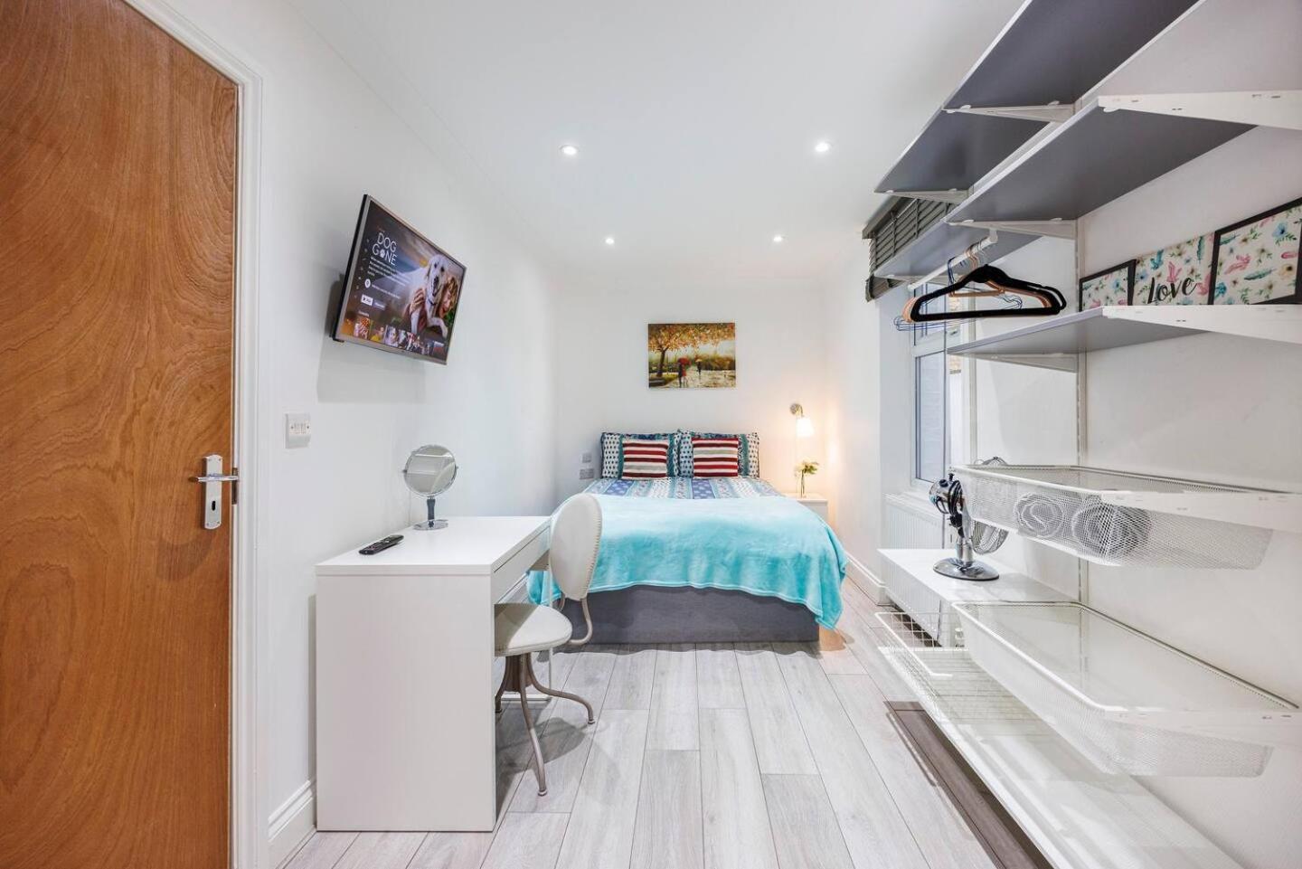 Three Bedroom 3 Bathroom In Kensington Appartement