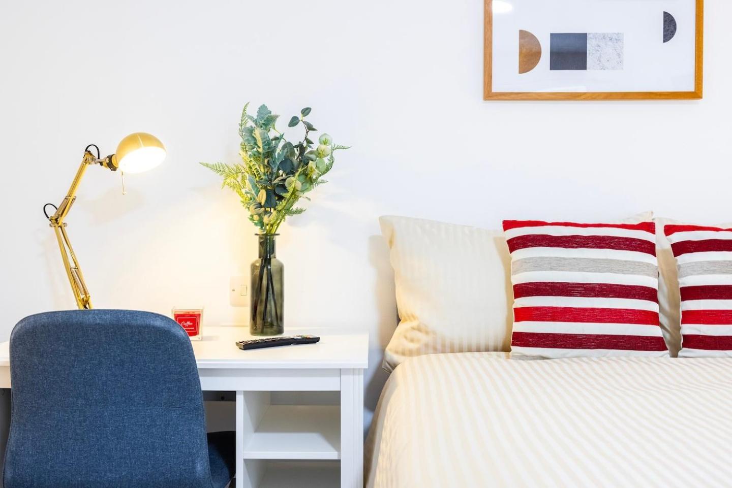 Three Bedroom 3 Bathroom In Kensington Appartement