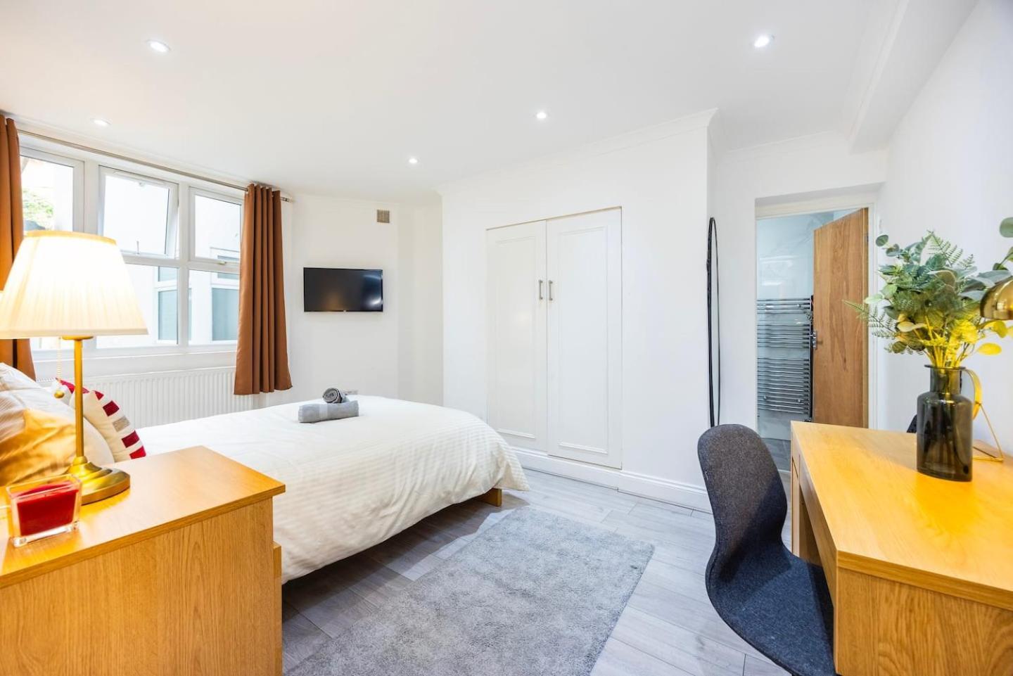 Appartement Three Bedroom 3 Bathroom In Kensington