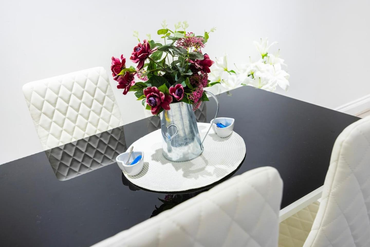 Three Bedroom 3 Bathroom In Kensington Appartement *