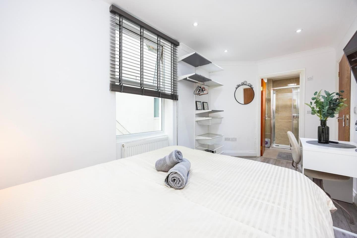 Appartement Three Bedroom 3 Bathroom In Kensington *