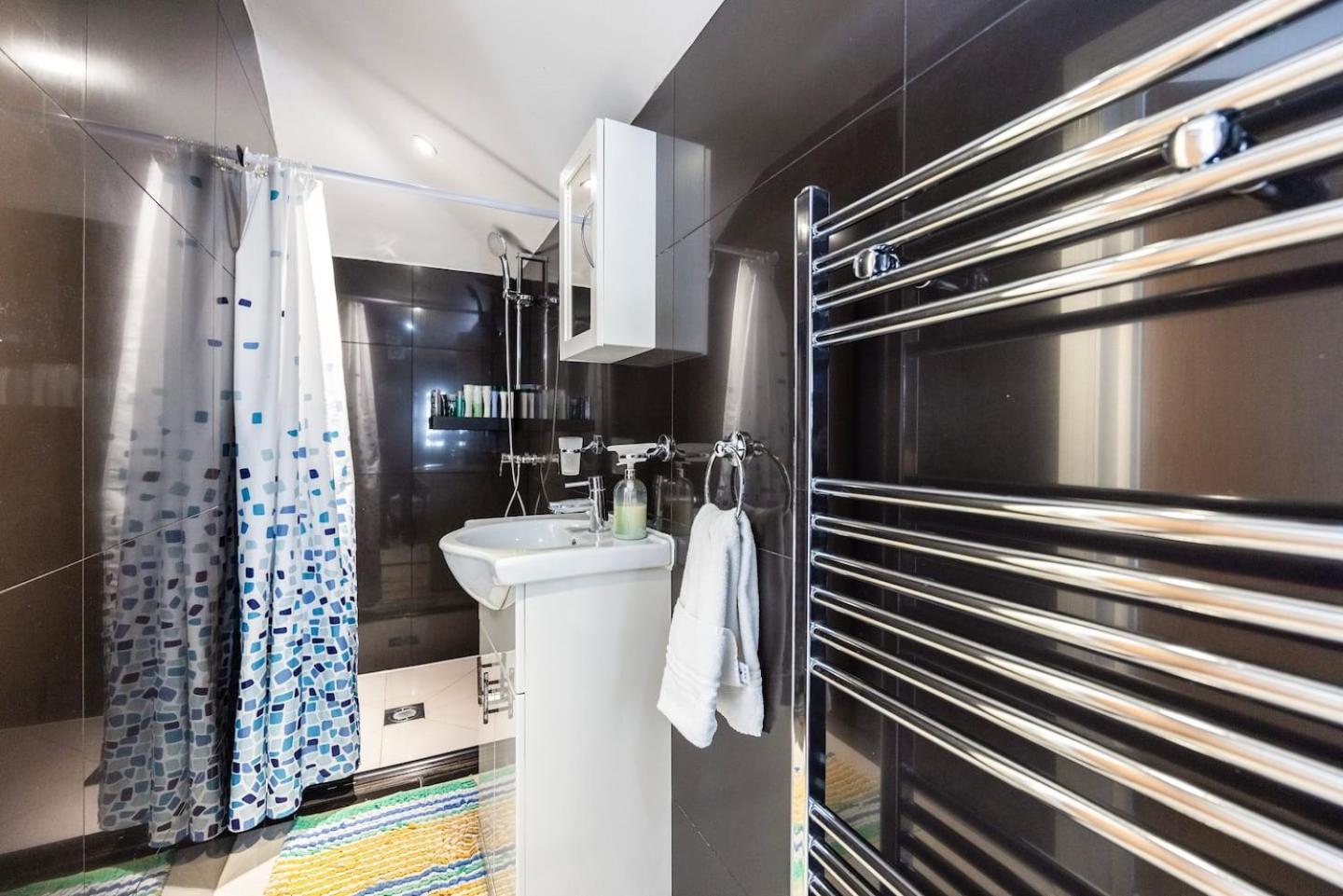 Appartement Three Bedroom 3 Bathroom In Kensington Londen