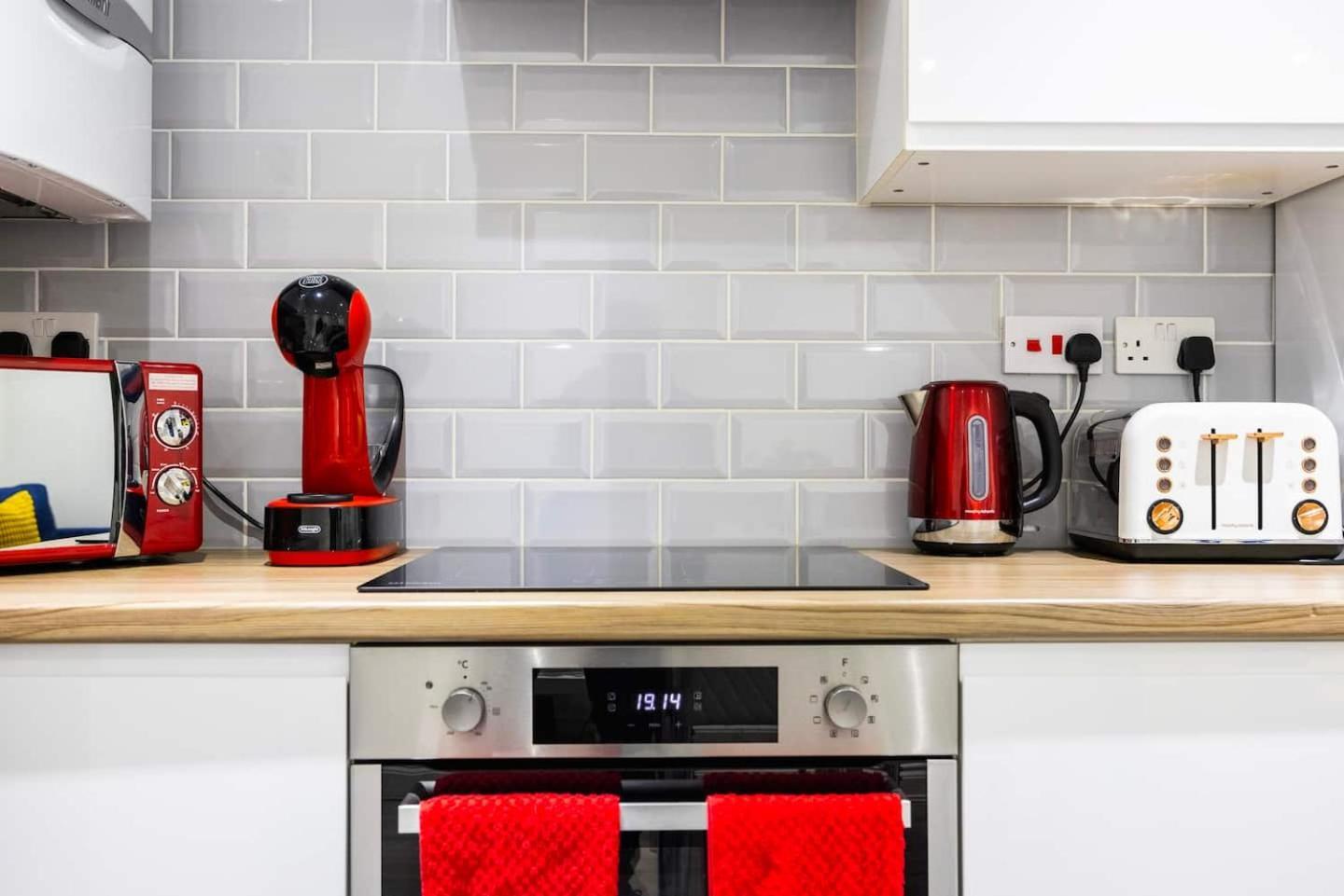 Three Bedroom 3 Bathroom In Kensington Appartement *