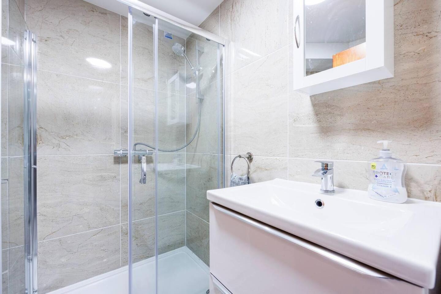 Appartement Three Bedroom 3 Bathroom In Kensington *