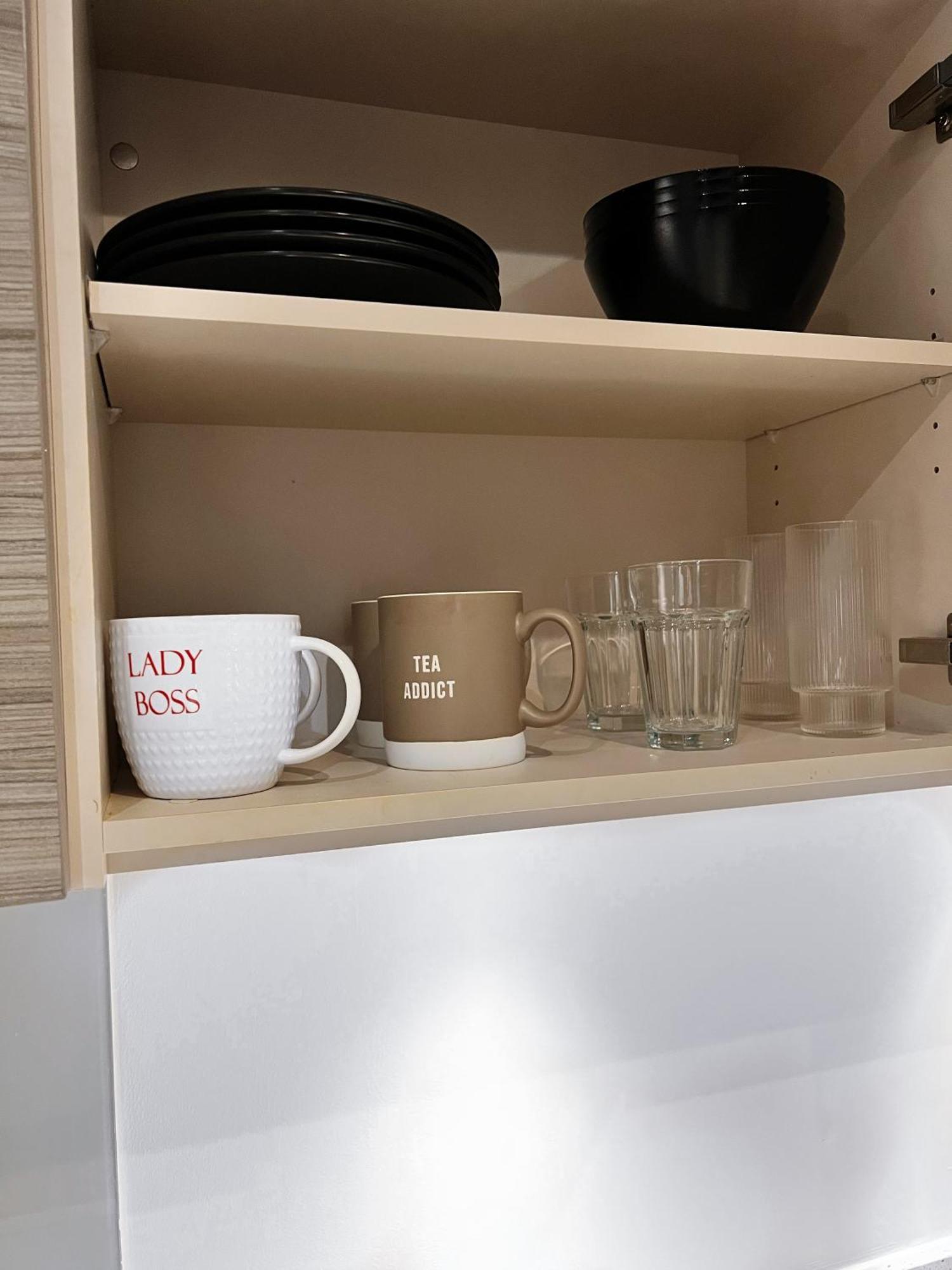 Bright Modern 2-bed With 2-bath & Balcony View
