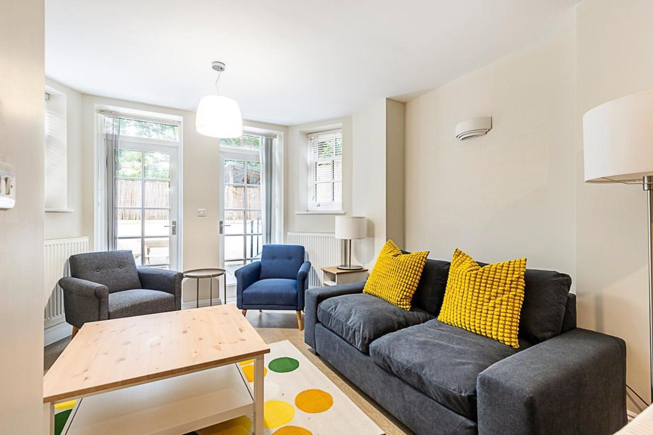 Charming And Modernised Edwardian Flat Apartment London