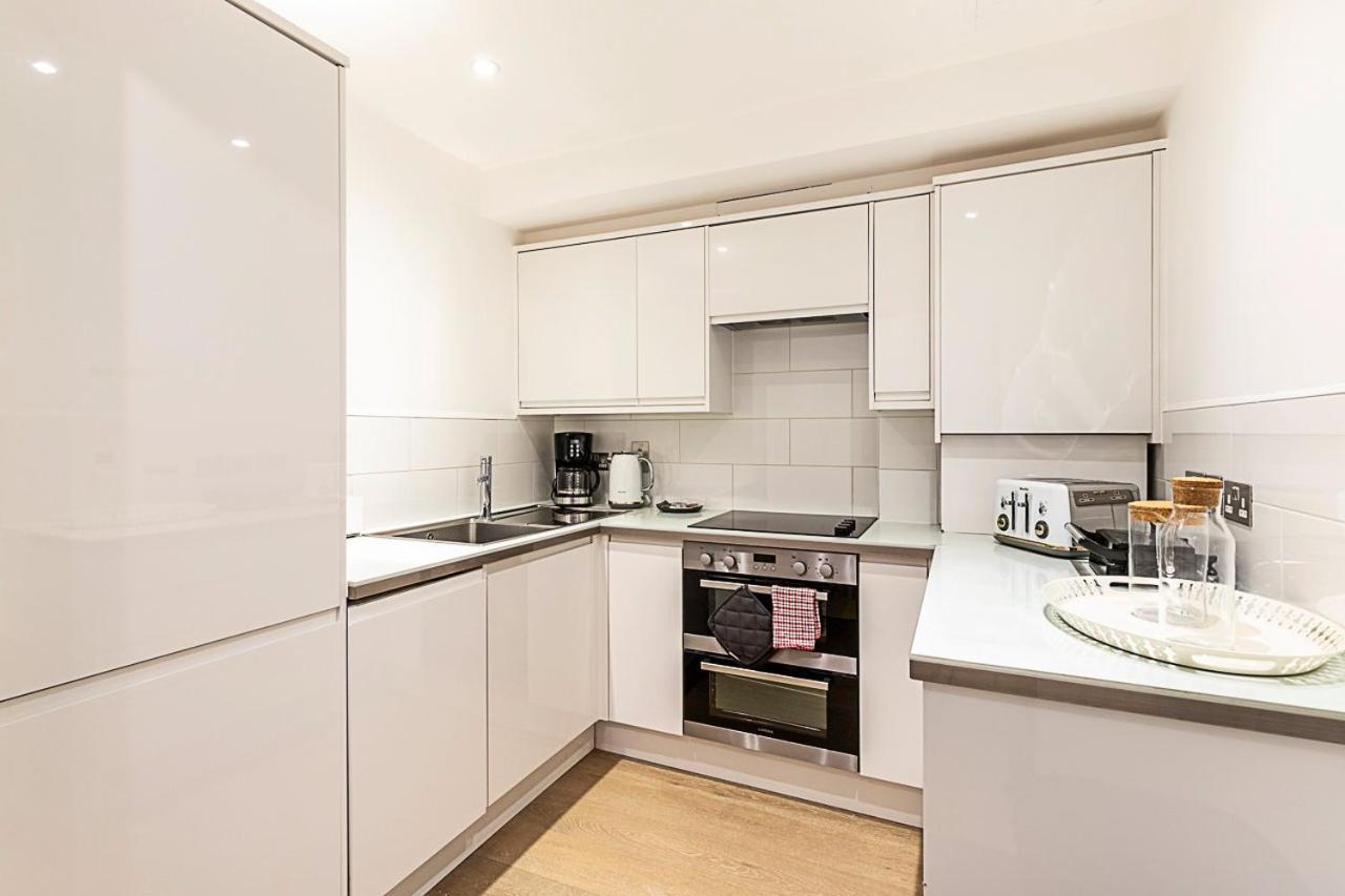Charming And Modernised Edwardian Flat *