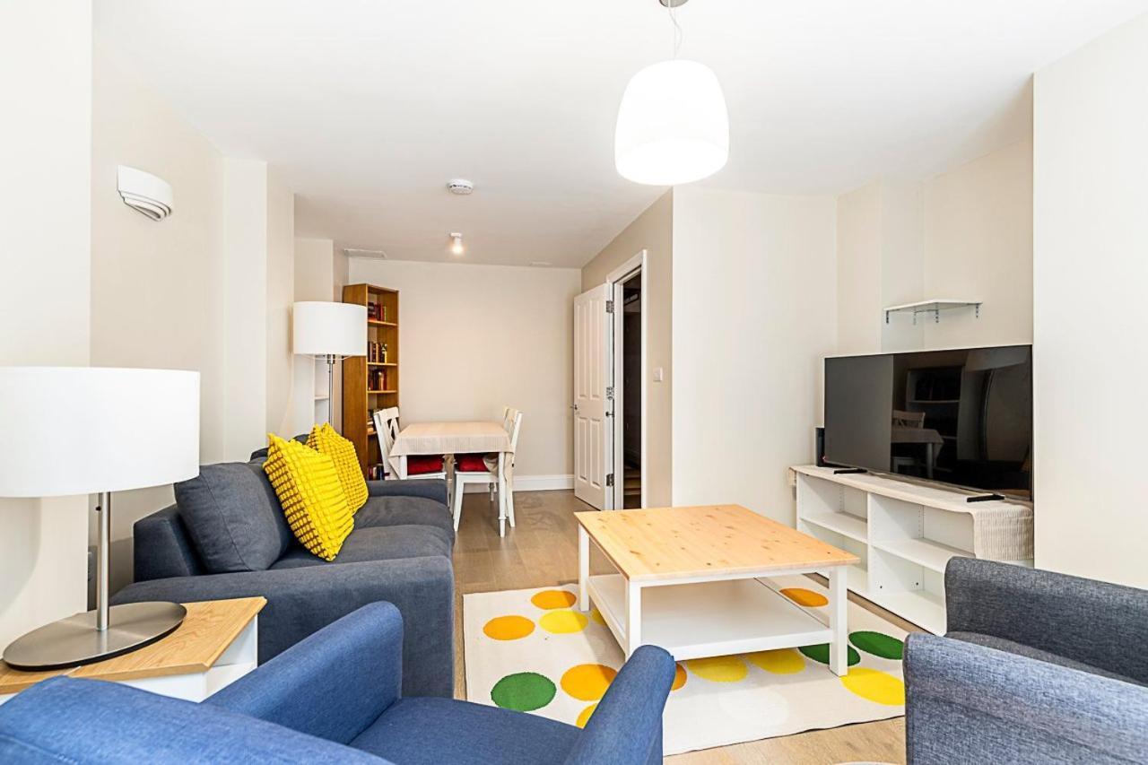 Charming And Modernised Edwardian Flat *