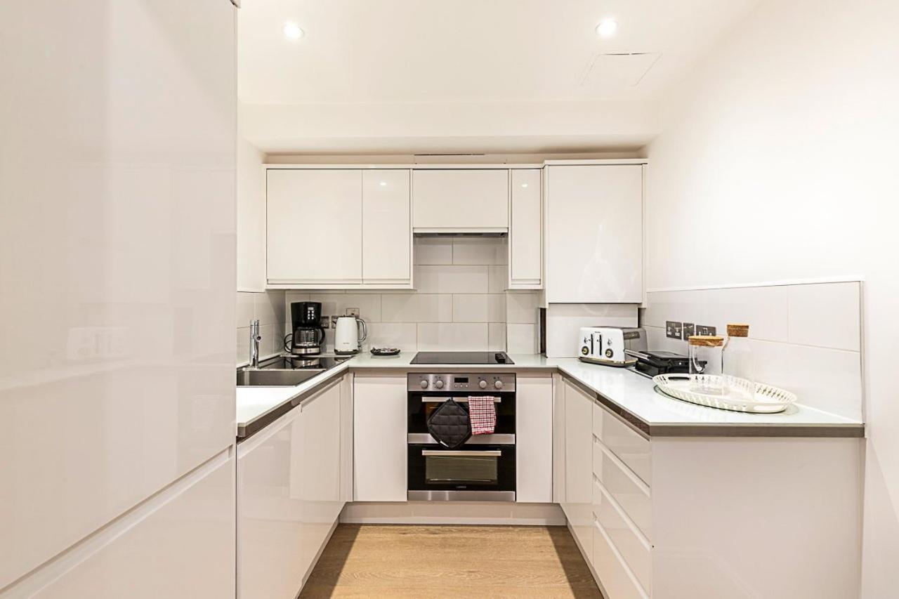Charming And Modernised Edwardian Flat Apartment London