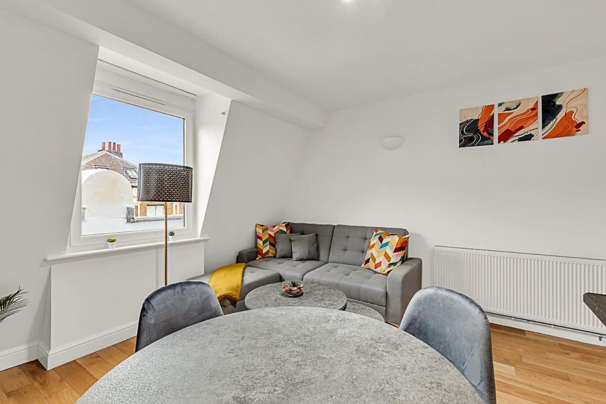 Contemporary Oasis In Paddington London