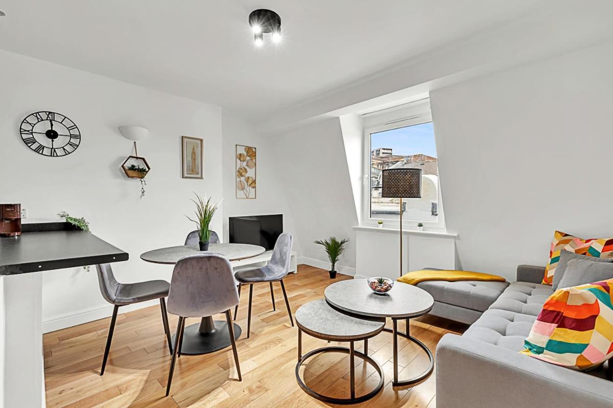 Contemporary Oasis In Paddington Apartment London