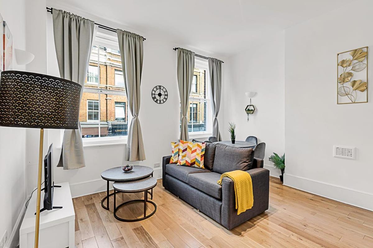 Contemporary Oasis In Paddington Apartment *