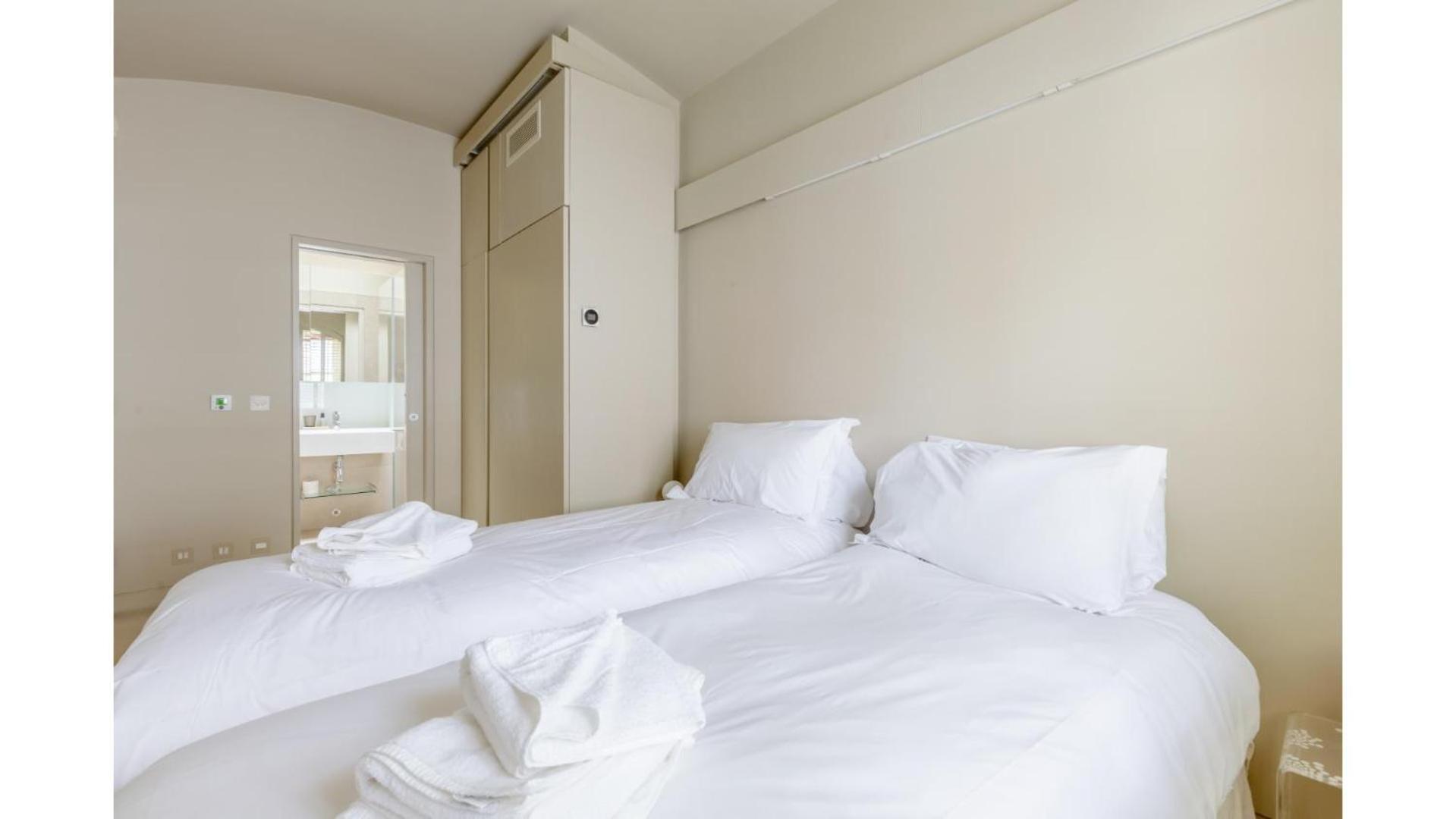 Apartment Sublime 4bd House Behind V&a South Kensington London