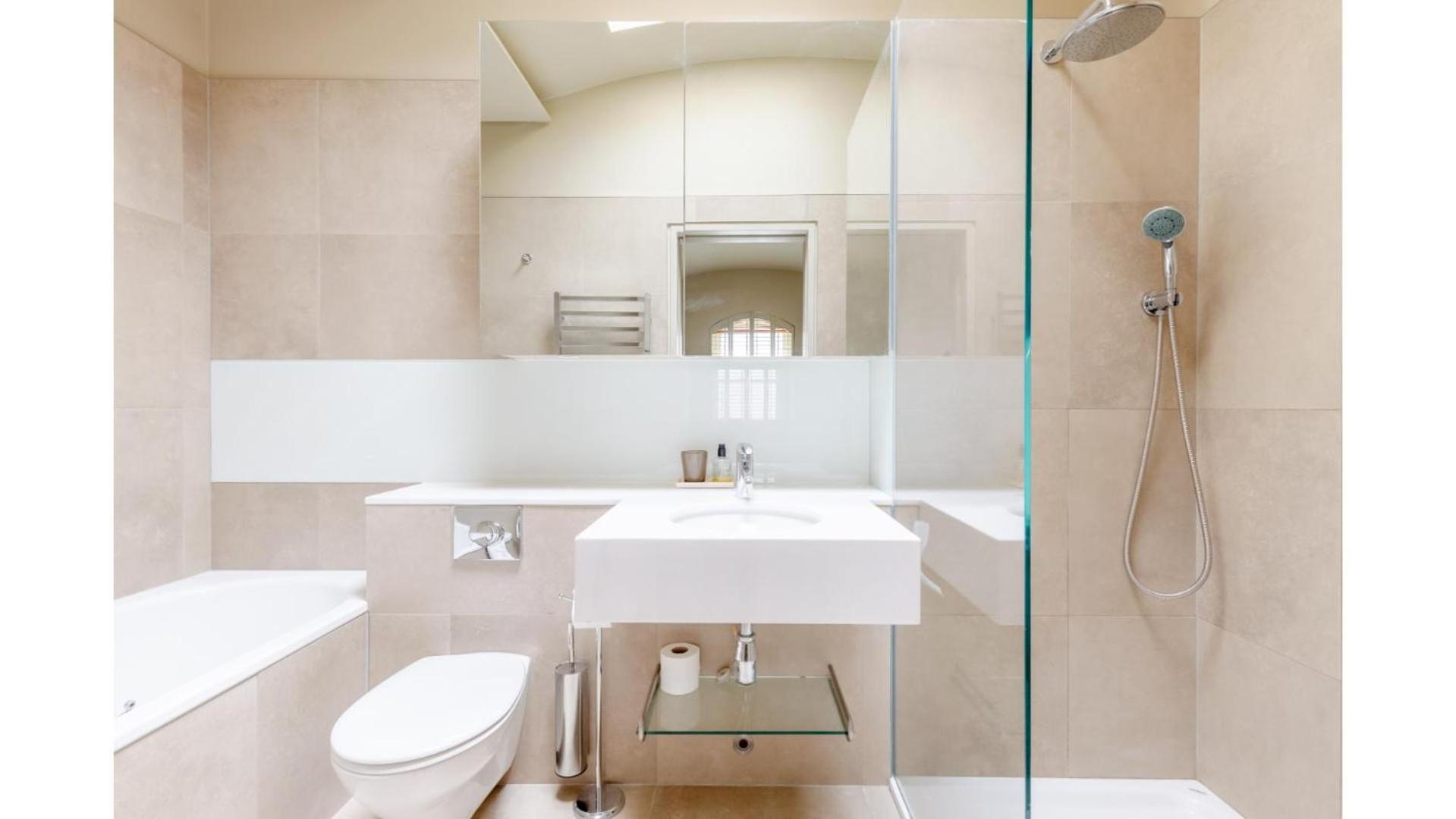 Apartment Sublime 4bd House Behind V&a South Kensington