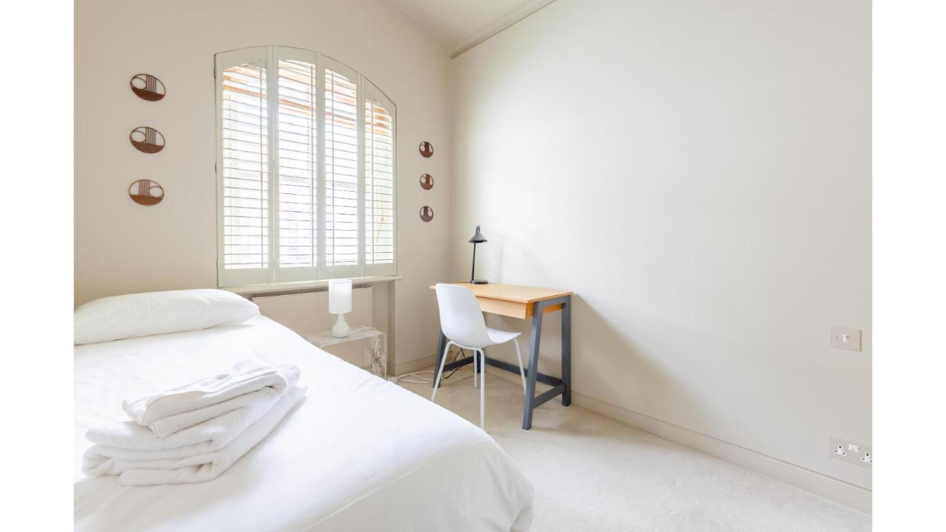Sublime 4bd House Behind V&a South Kensington Apartment *