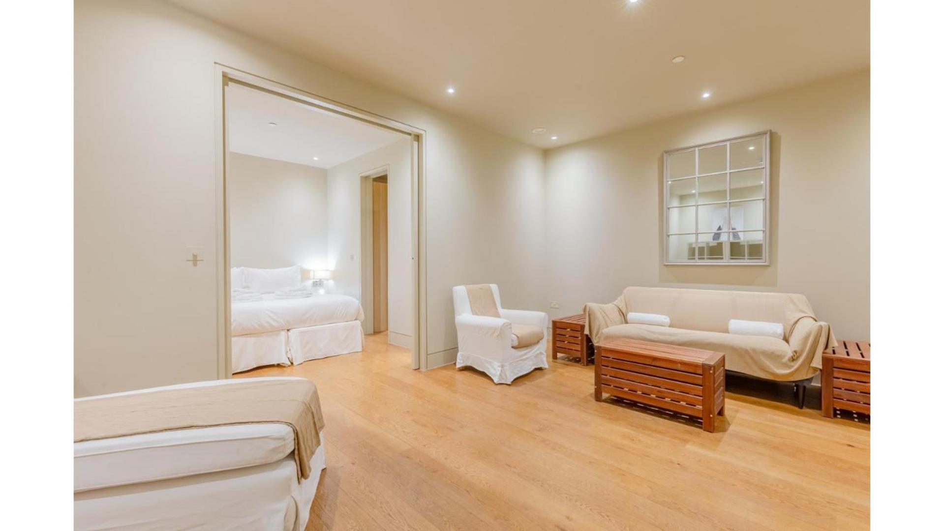 Sublime 4bd House Behind V&a South Kensington * London