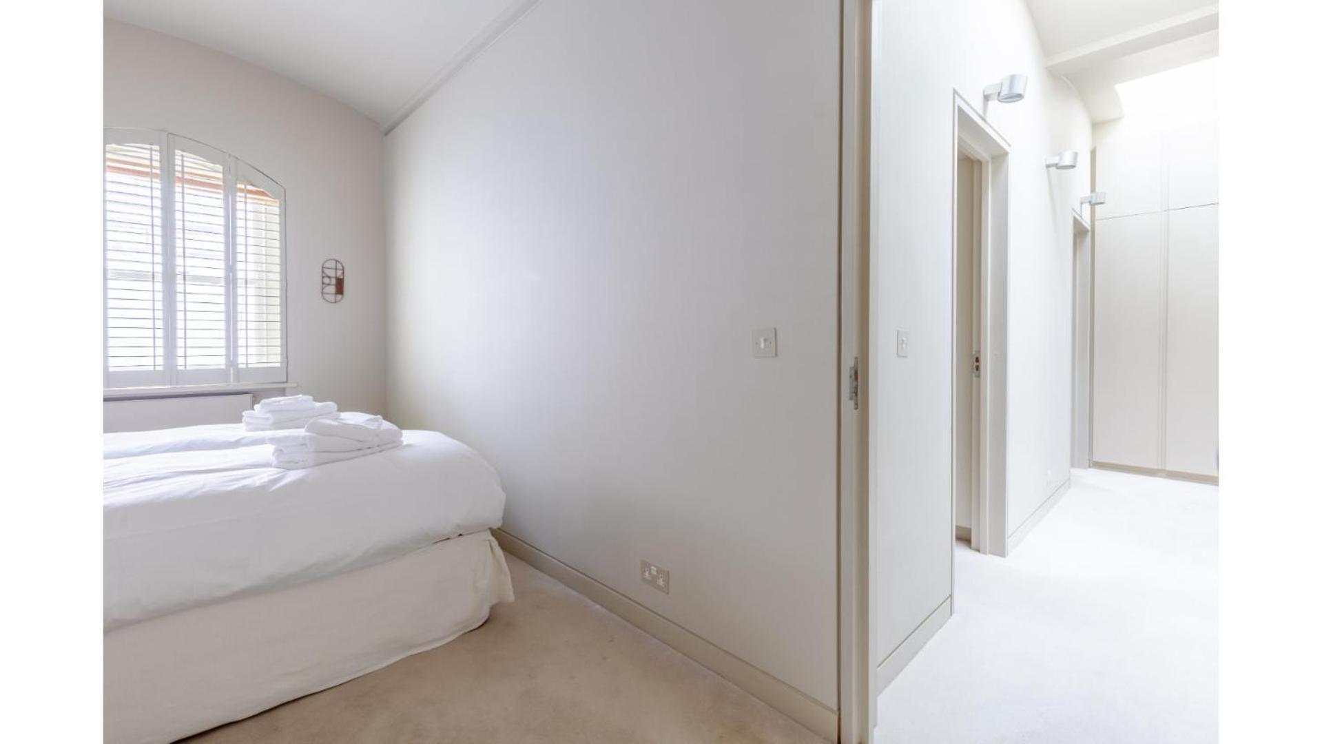 Sublime 4bd House Behind V&a South Kensington *