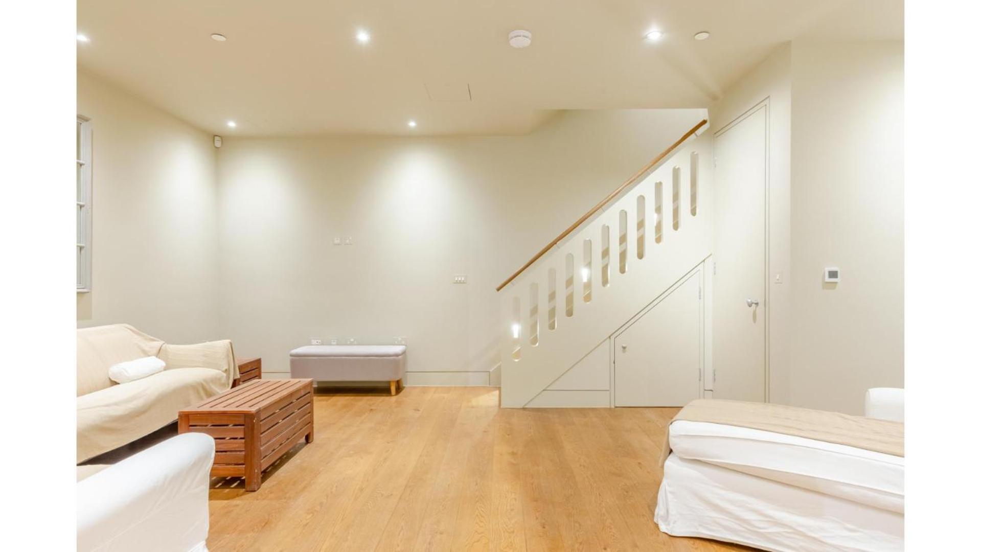 Sublime 4bd House Behind V&a South Kensington * London
