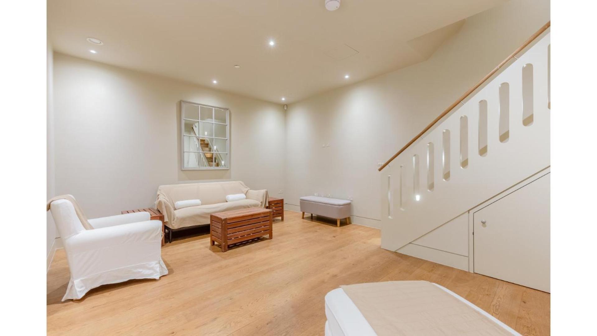 Apartment Sublime 4bd House Behind V&a South Kensington London