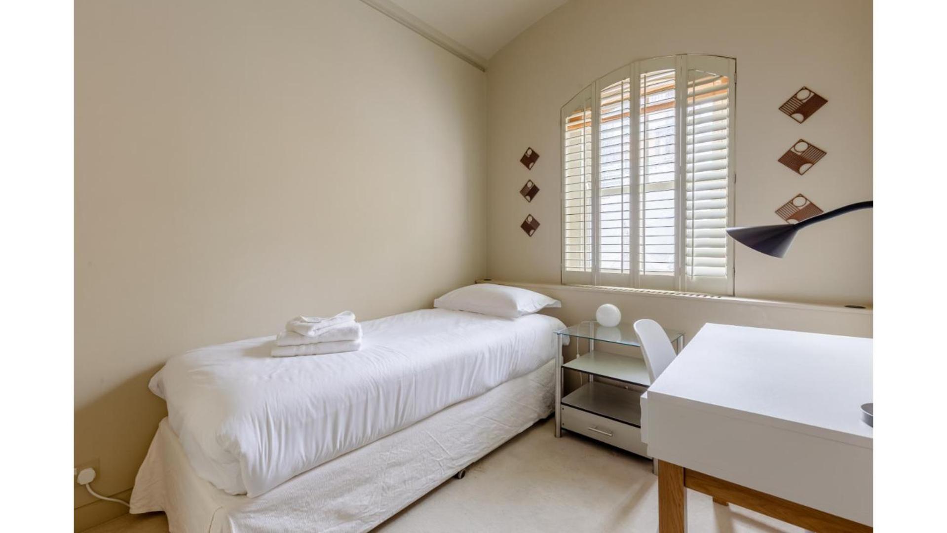 Sublime 4bd House Behind V&a South Kensington *