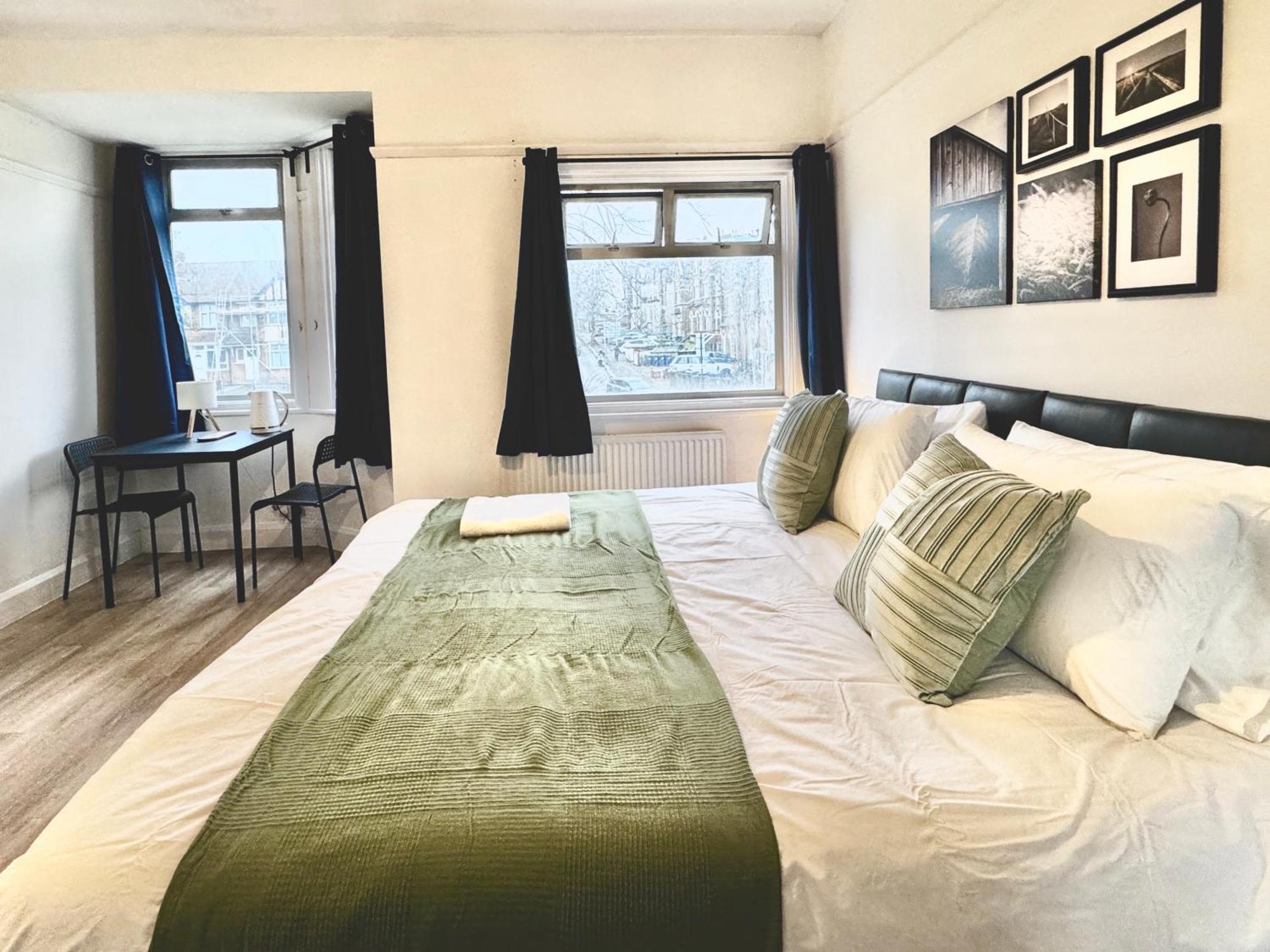 Guest house Maberic Housing West Gem Your Connection
