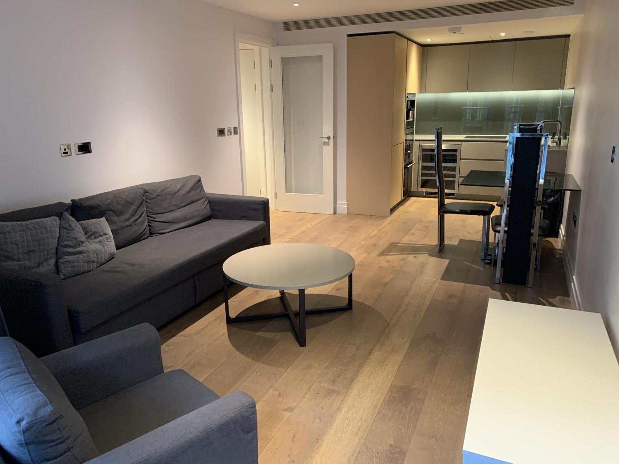 Stylish 2 Bed Flats Near Us Embassy Londen