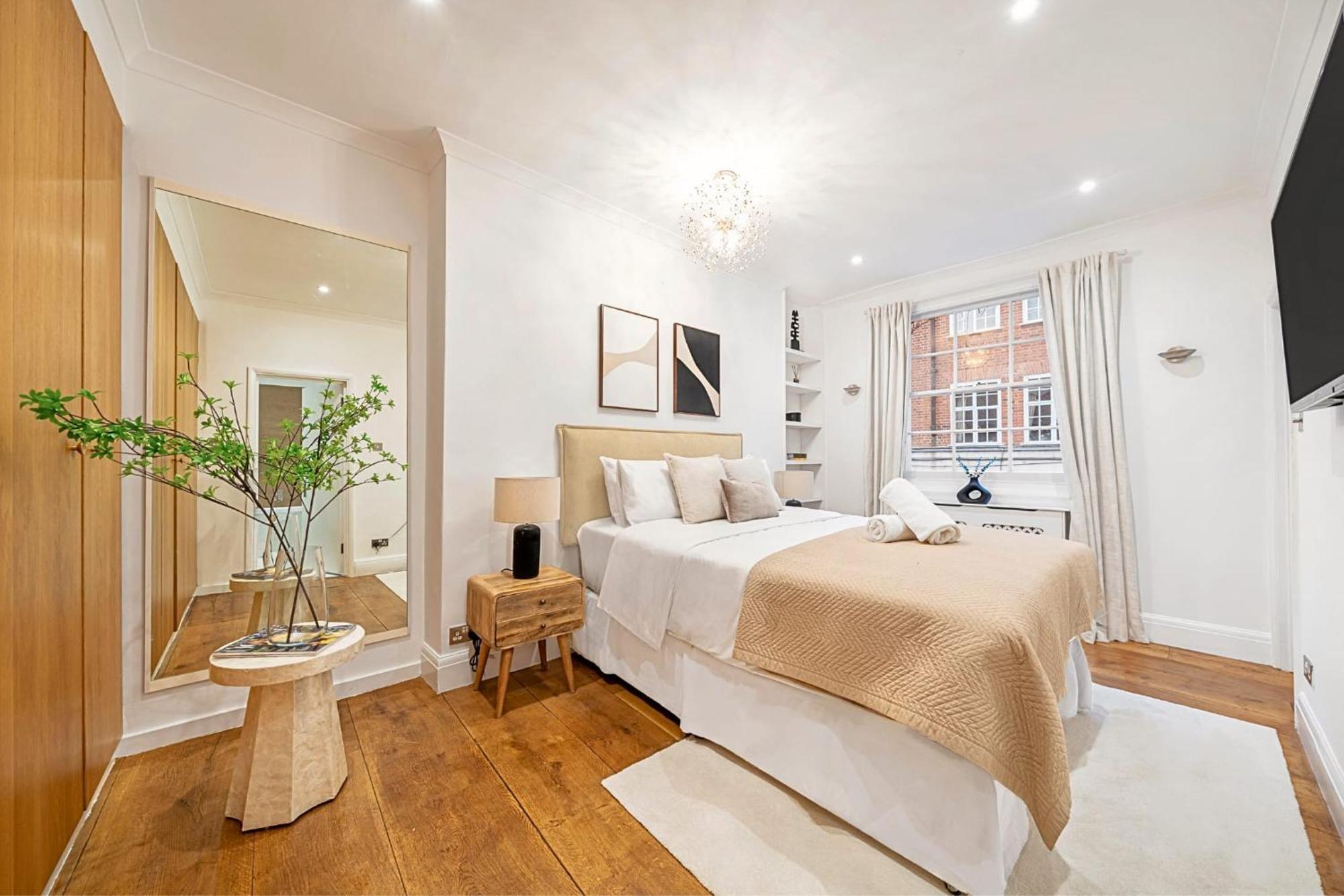 Madestays Premium Hyde Park Townhouse *