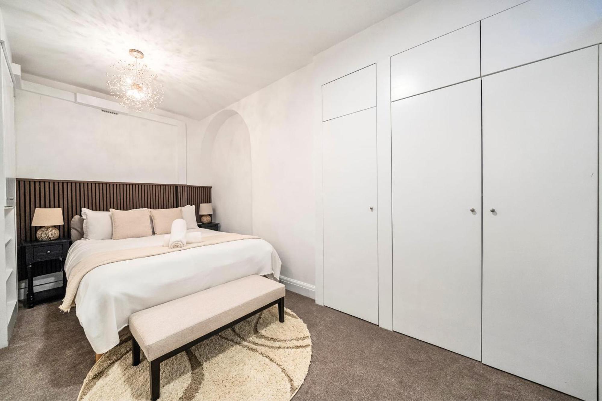 Madestays Premium Hyde Park Townhouse * London