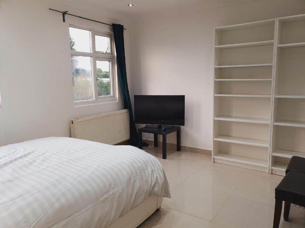 Private Direct Travel Heathrow & Ldn Gasthuis