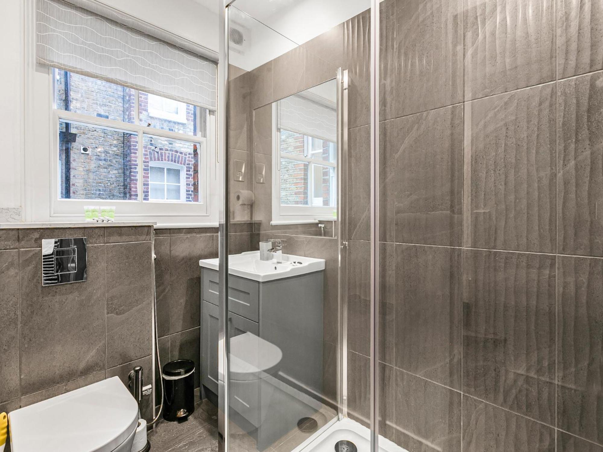 Pass The Keys Modern Victorian In Londen